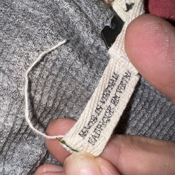 We The Free People Size Large Gray Long Sleeve Top Ruffled Waffle - Picture 4 of 7